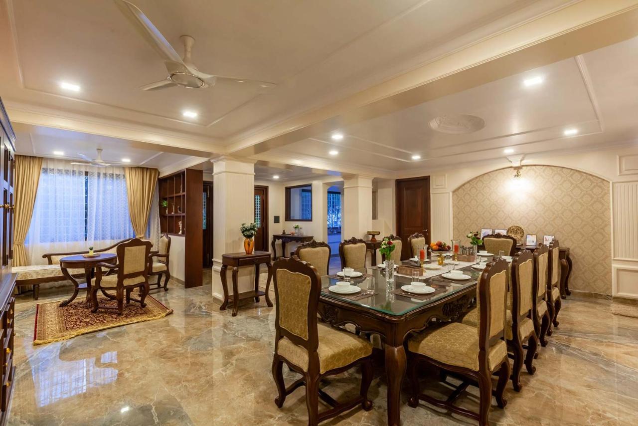 Stayvista'S Lake La Vie - Tranquil Lake-View Villa Amidst Farmland With Pool And Poolside Gazebo - Proximity To Sula 나식 외부 사진
